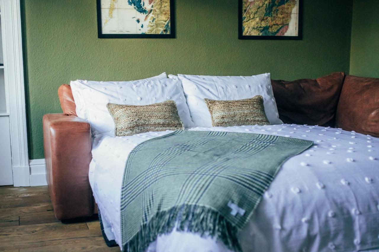 The Main Street Burrow - Your Perfect Hideaway St Boswells 외부 사진